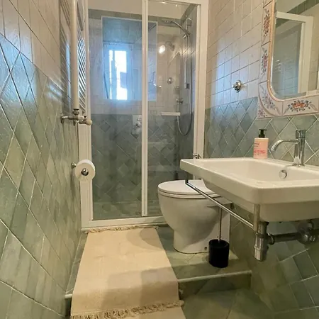 Da Naya All' Appia Antica