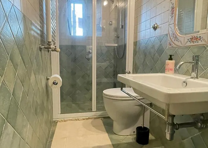 Da Naya All' Appia Antica